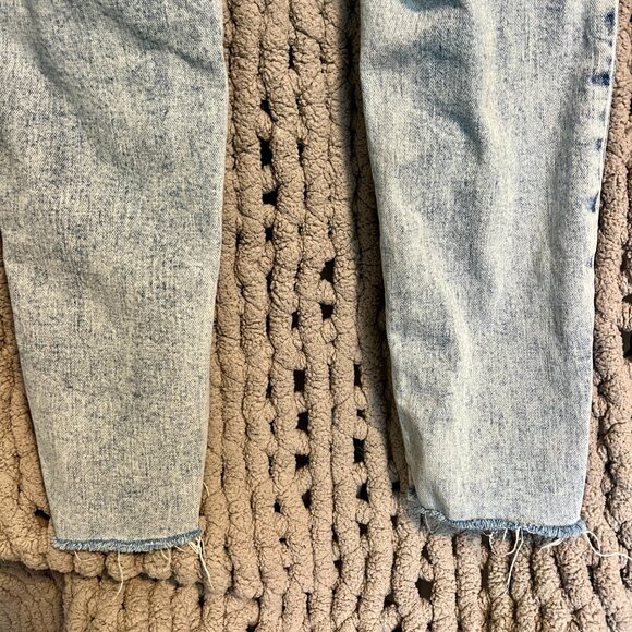 Old Navy High High Rise O.G. Straight Jeans – Size 4 - Picture 8 of 10